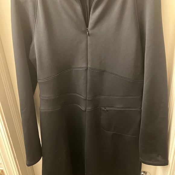 ATHLETA Black Dress Med, long sleeve. Sculpted waistline accent, 1/4 zip front. - Picture 7 of 10